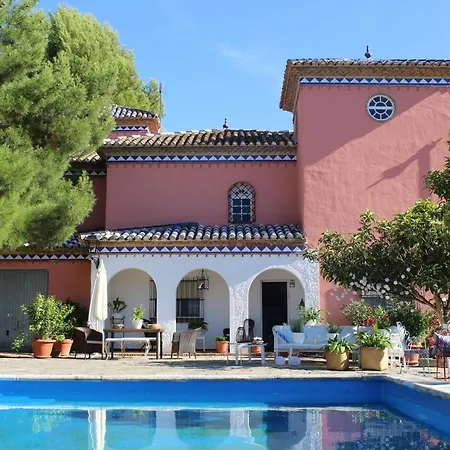 Morales By Casaturistica Holiday home *