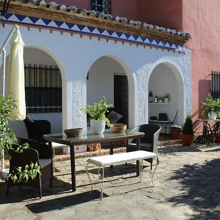 Morales By Casaturistica Holiday home